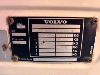 Volvo FM X 330 6x2 248kW