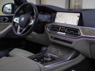 BMW X7 Individual XDrive30D Design Pure Excellence 3.0 195kW