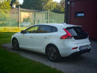Volvo V40 2.0 110кВ