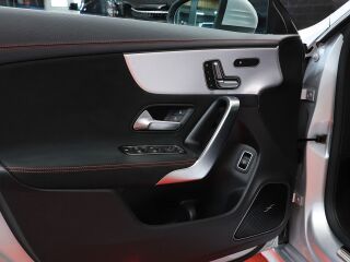 Mercedes-Benz CLA 220 Shooting Brake 4Matic 2.0 140kW