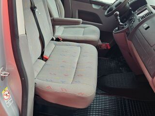 Volkswagen Transporter Kombi 2.5 R5 96кВ