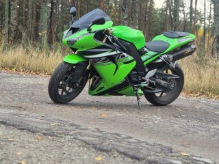 Kawasaki Ninja ZX - 10R 129kW