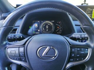 Lexus UX 250h 2.0 112кВ