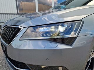 Skoda Superb LAURIN&KLEMENT 4X4 2.0 R4 TDI 140kW
