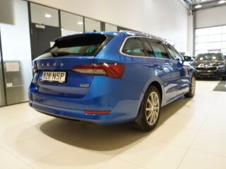 Skoda Octavia ELEGANCE COMBI 1.5 TSI 110kW