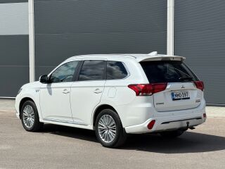 Mitsubishi Outlander Facelift Luxury 4WD PHEV 2.4 165kW
