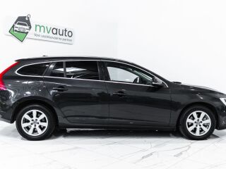 Volvo V60 Facelift Momentum 2.0 133kW