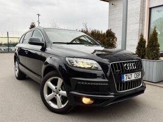 Audi Q7 S-Line black edition 3.0 180кВ