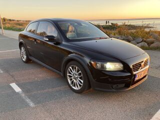 Volvo C30 2.4 I5 D5 132кВ