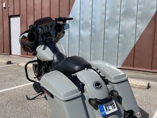 Harley-Davidson Street Glide Special V2 64kW