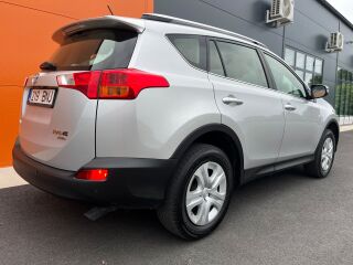 Toyota RAV4 Standard 4WD 2.0 111kW