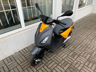 Piaggio 1 ACTIVE