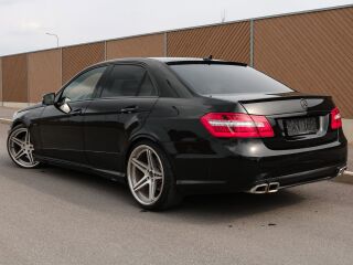 Mercedes-Benz E 350 AMG E63 3.0 170kW