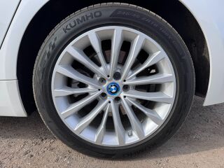 BMW 530 e xDrive Touring Luxury Line 2.0 215kW