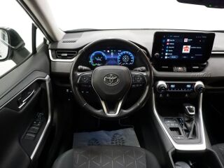 Toyota RAV4 Luxury + Comfort pakett 2.5 131kW