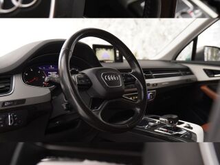 Audi Q7 S-line Quattro 3.0 200кВ