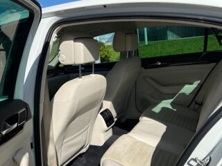 Volkswagen Passat 1.4 110кВ