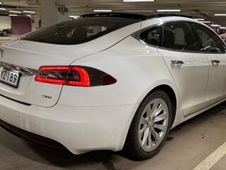 Tesla Model S D75 386kW