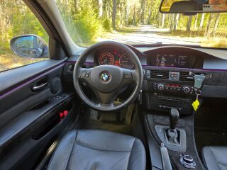 BMW 330 3.0 R6 180kW