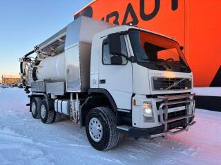 Volvo FM 300 6x6 226kW