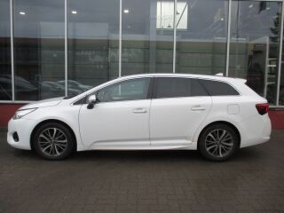 Toyota Avensis Touring Edition 2.0 4-D4 105kW