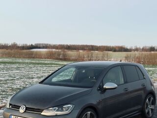 Volkswagen Golf R 2.0 R4 TSI 221kW