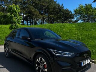 Ford Mustang Mach-E Premium AWD 198kW