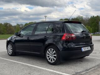 Volkswagen Golf 1.6 75kW