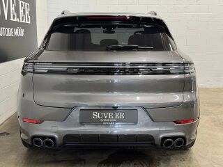 Porsche Cayenne S Sport Chrono 4.0 DWH 349кВ