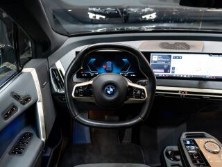 BMW iX xDrive 40 Sports Package 240кВ