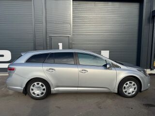 Toyota Avensis Linea Sol Style 2.0 112kW