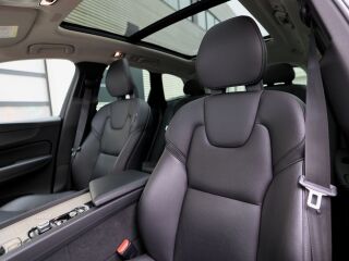 Volvo XC60 Inscription T8 Recharge AWD Plug In Hybrid 2.0 288kW