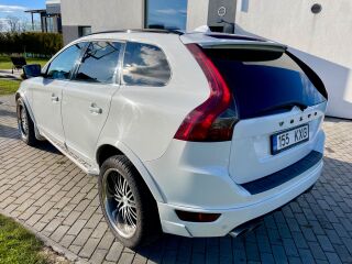 Volvo XC60 R-Design 2.4 D5 TDI 158kW