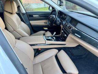 BMW ActiveHybrid 7 4.4 330kW