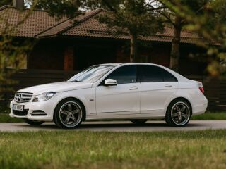 Mercedes-Benz C 180 2.1 88kW