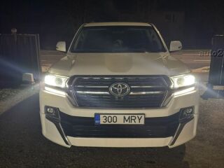 Toyota Land Cruiser 4.6 227kW