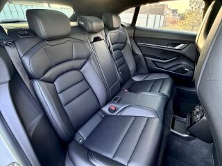 Porsche Taycan 4 Cross Turismo 350kW
