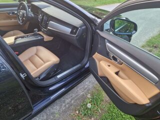 Volvo S90 Momentum 2.0 T4 140kW