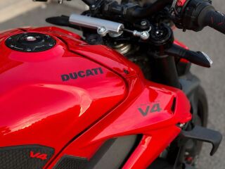 Ducati Streetfighter V4 153кВ