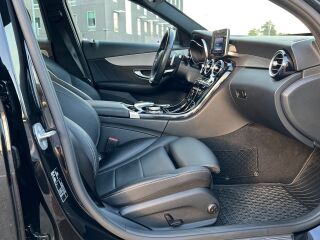 Mercedes-Benz C 220 AMG 2.1 125kW