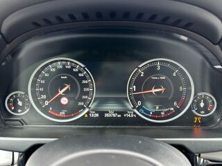 BMW X5 xDrive30d M Sport 3.0 R6 190kW