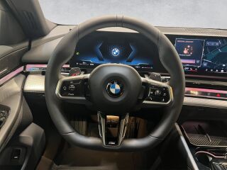 BMW 520 d xDrive Touring M-Sportpakett MHEV 2.0 145kW