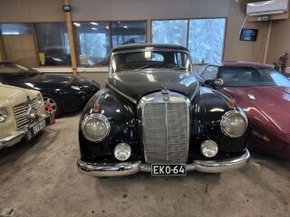 Mercedes-Benz 300 3.0
