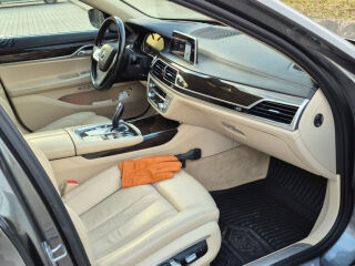 BMW 730 LD LONG G12 XDrive 3.0 195кВ