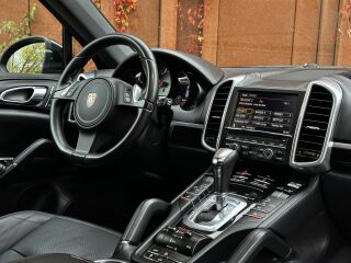 Porsche Cayenne 4.8 V8 294kW