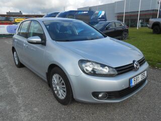 Volkswagen Golf Comfortline 1.6 77кВ