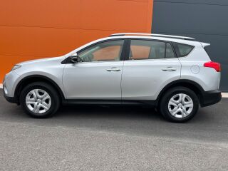 Toyota RAV4 Standard 4WD 2.0 111kW