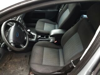Ford Mondeo 1.8 81kW