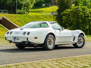 Chevrolet Corvette C3 5.7 V8 168kW