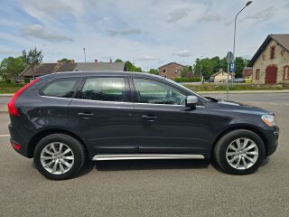 Volvo XC60 Summum 2.4 158kW
